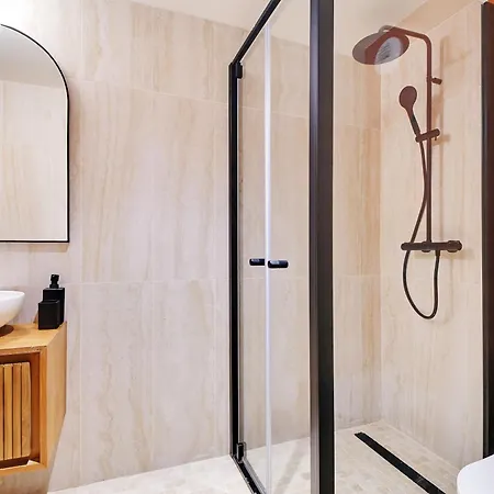 Sereners - Rue Saint Denis Apartment *
