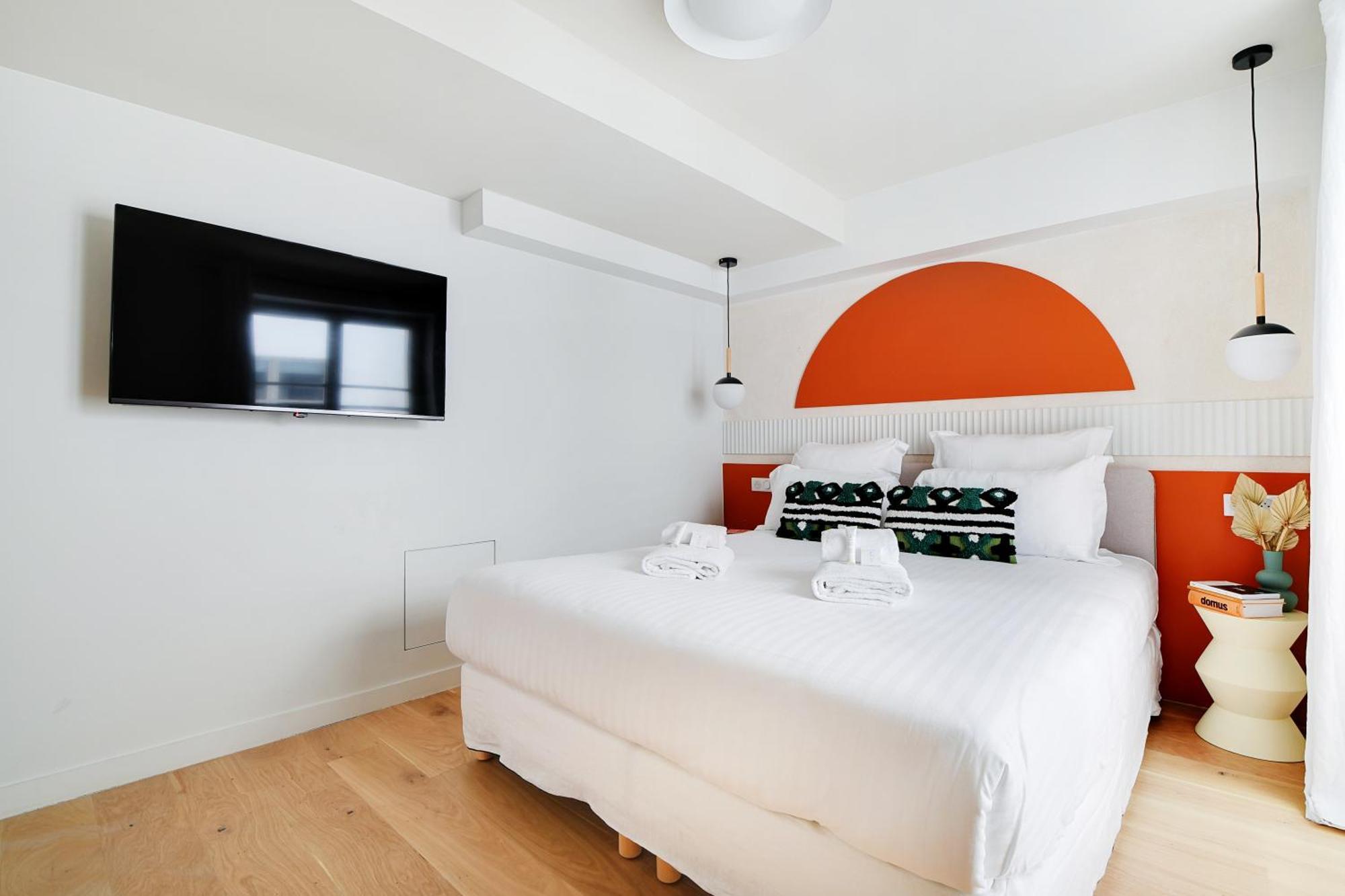 Sereners - Rue Saint Denis *